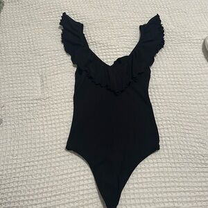 Aritzia Wilfred Ruffle Bodysuit